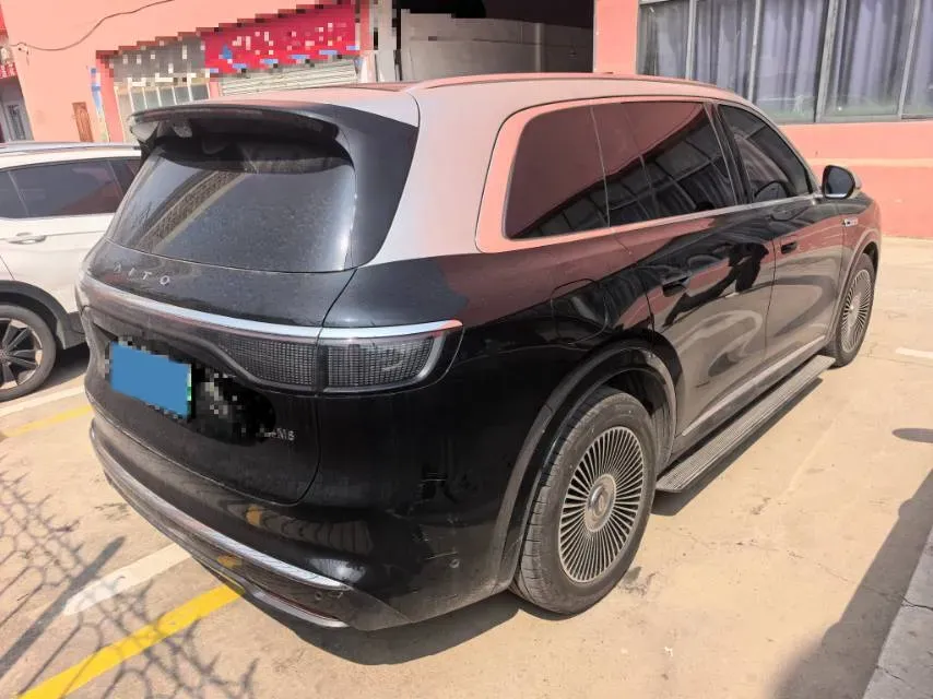 2025 AITO AITO M8 REEV 160HP REEV 53.4KWH,autocango,china used car exporter,china ev exporter,chinese used car exporter,chinese used ev exporter
