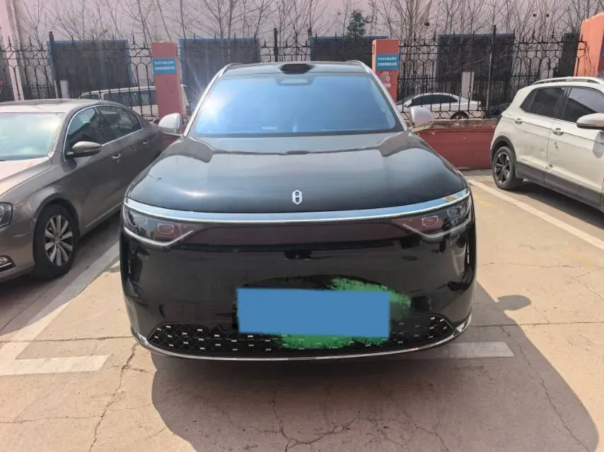2025 AITO AITO M8 REEV 160HP REEV 53.4KWH,autocango,china used car exporter,china ev exporter,chinese used car exporter,chinese used ev exporter