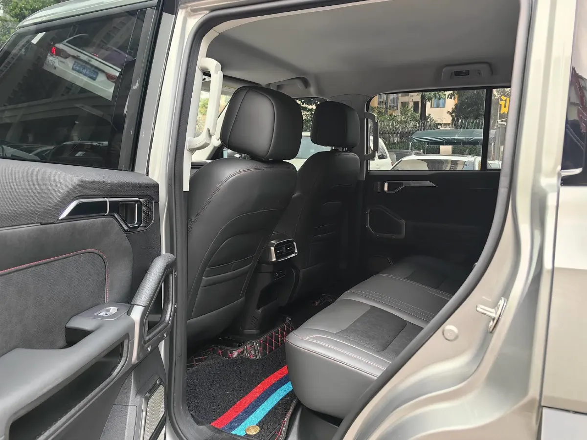 2024 Jetour Traveller 2.0T 254HP L4 7DCT,autocango,china used car exporter,china ev exporter,chinese used car exporter,chinese used ev exporter