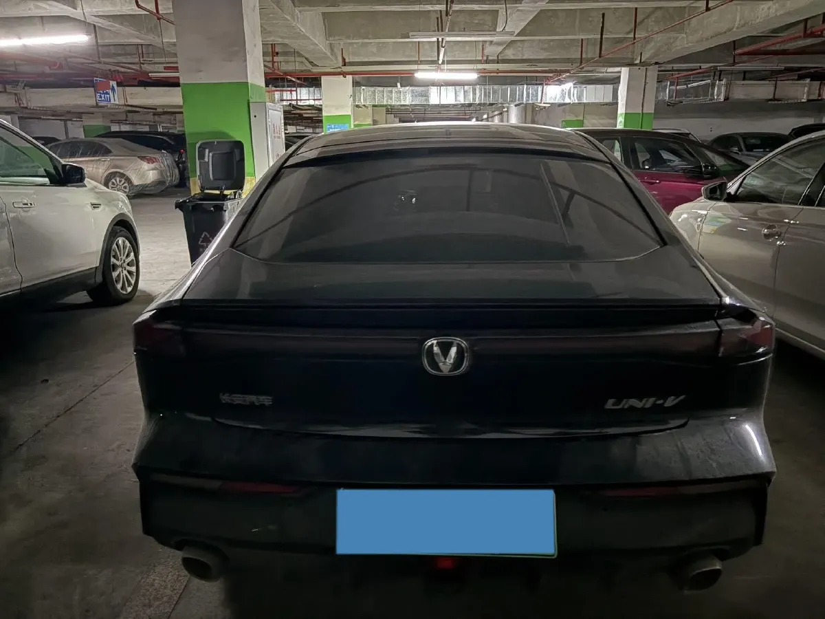 2023 ChangAn UNI-V iDD 1.5T 170HP L4 6TCT PHEV 18.4KWH,autocango,china used car exporter,china ev exporter,chinese used car exporter,chinese used ev exporter