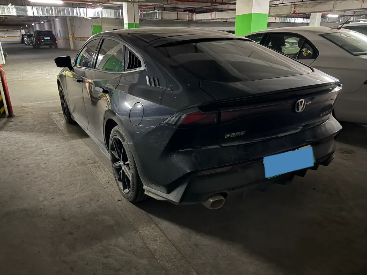 2023 ChangAn UNI-V iDD 1.5T 170HP L4 6TCT PHEV 18.4KWH,autocango,china used car exporter,china ev exporter,chinese used car exporter,chinese used ev exporter