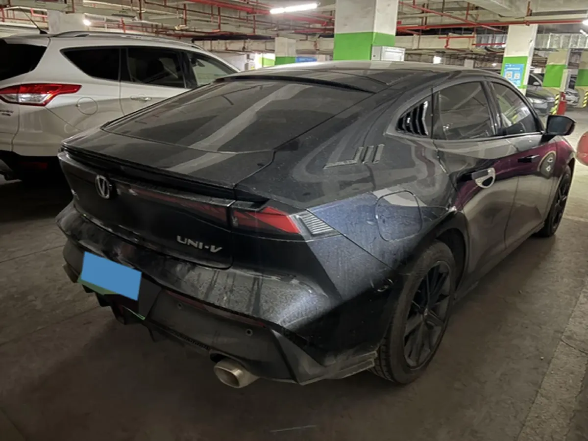 2023 ChangAn UNI-V iDD 1.5T 170HP L4 6TCT PHEV 18.4KWH,autocango,china used car exporter,china ev exporter,chinese used car exporter,chinese used ev exporter
