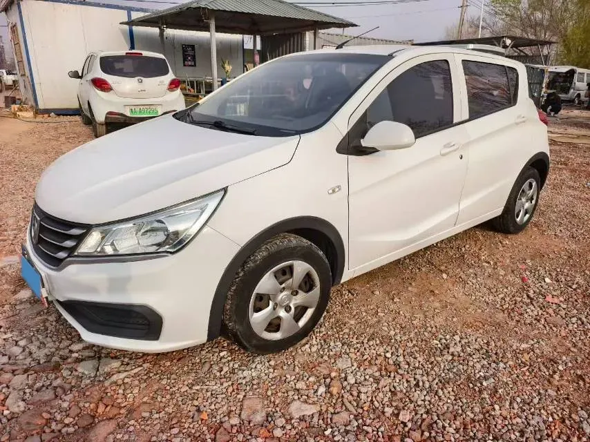 2016 BaoJun 310 1.2L 82HP L4 5MT,autocango,china used car exporter,china ev exporter,chinese used car exporter,chinese used ev exporter