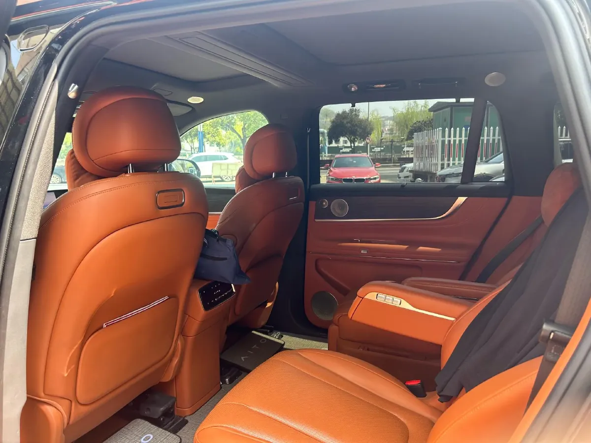 2024 HIMA AITO M9 1.5T 152HP L4 REEV 52KWH,autocango,china used car exporter,china ev exporter,chinese used car exporter,chinese used ev exporter