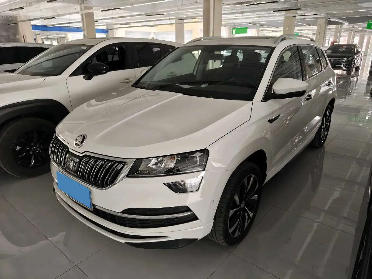 2022 Skoda Karoq 1.4T 150HP L4 7DCT,autocango,china used car exporter,china ev exporter,chinese used car exporter,chinese used ev exporter