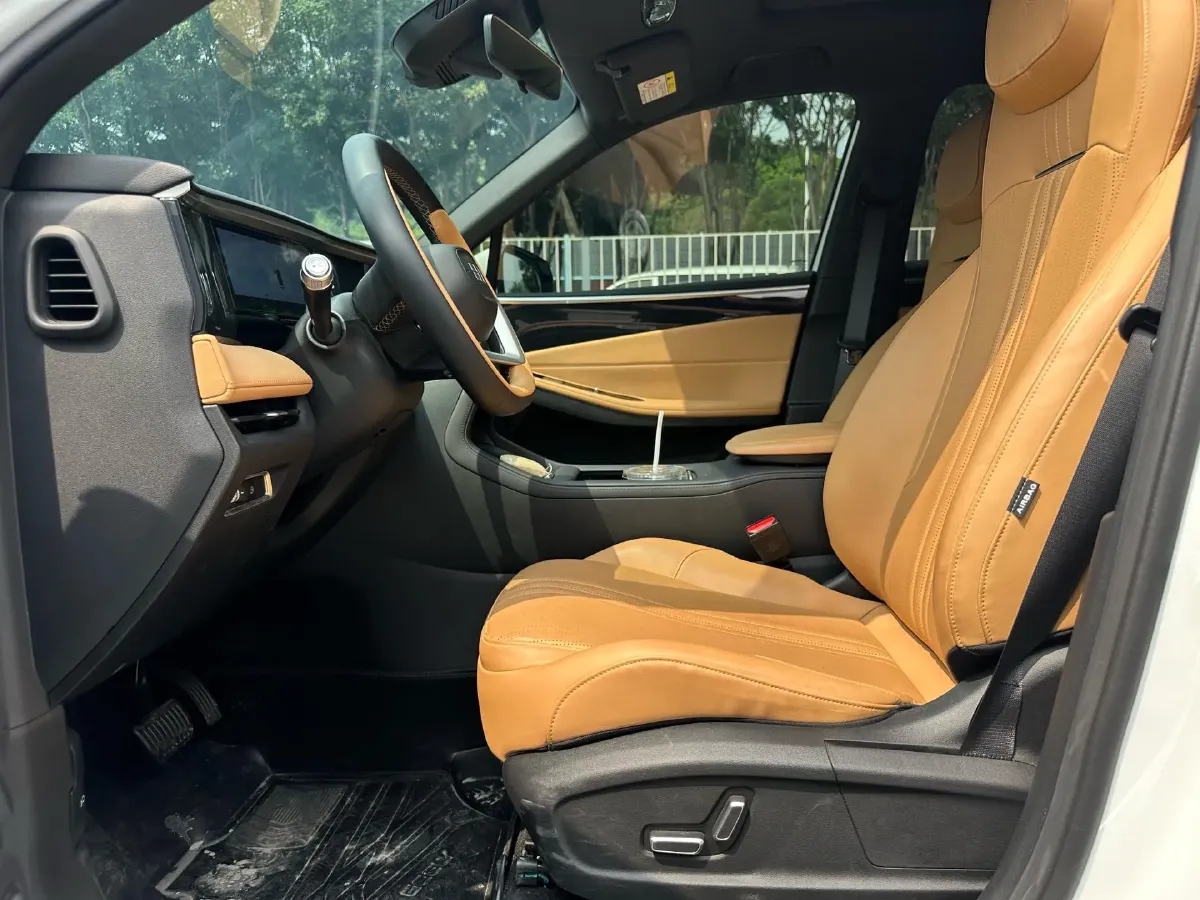 2024 Geely Galaxy L7 1.5T 163HP L4 3DHT PHEV 18.7KWH,autocango,china used car exporter,china ev exporter,chinese used car exporter,chinese used ev exporter