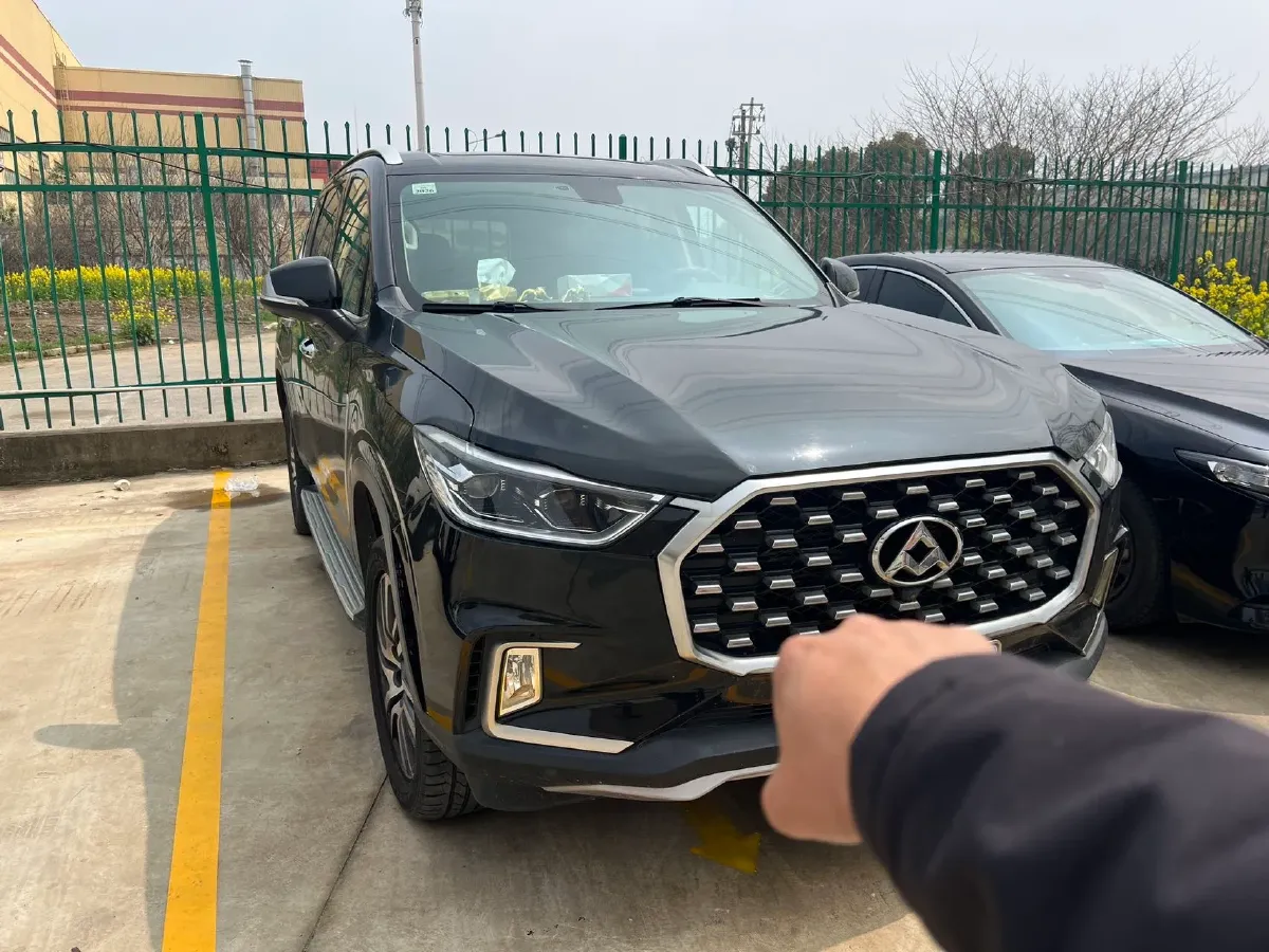 2017 MAXUS D90 2.0T 224HP L4 6AT,autocango,china used car exporter,china ev exporter,chinese used car exporter,chinese used ev exporter