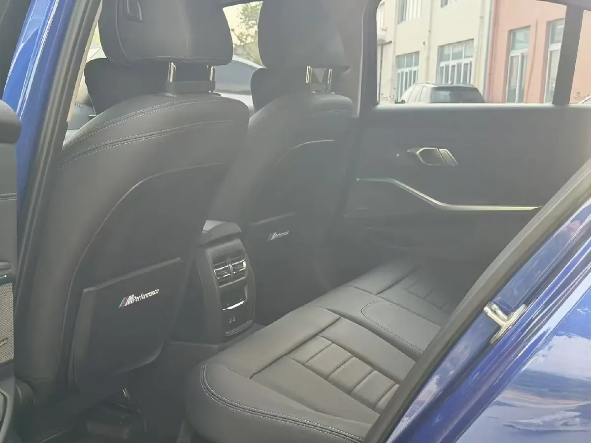 2020 BMW 3 Series 2.0T 184HP L4 8AT,autocango,china used car exporter,china ev exporter,chinese used car exporter,chinese used ev exporter