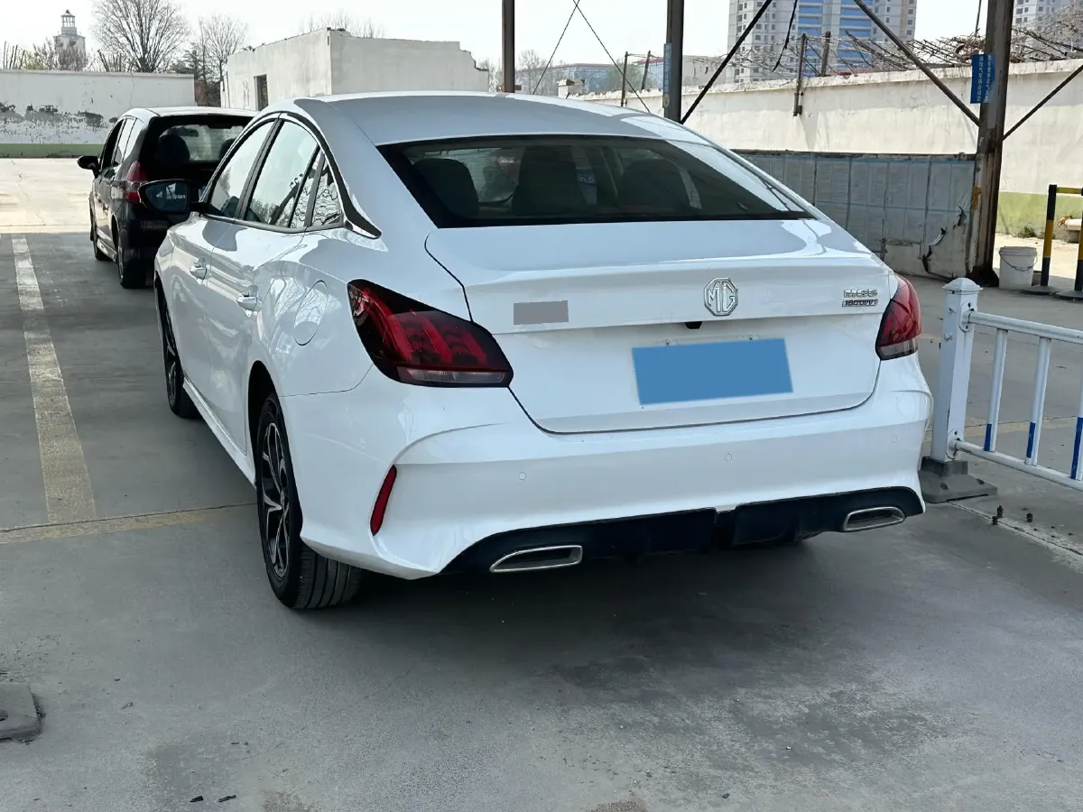 2023 MG 5 1.5L 129HP L4 5MT,autocango,china used car exporter,china ev exporter,chinese used car exporter,chinese used ev exporter