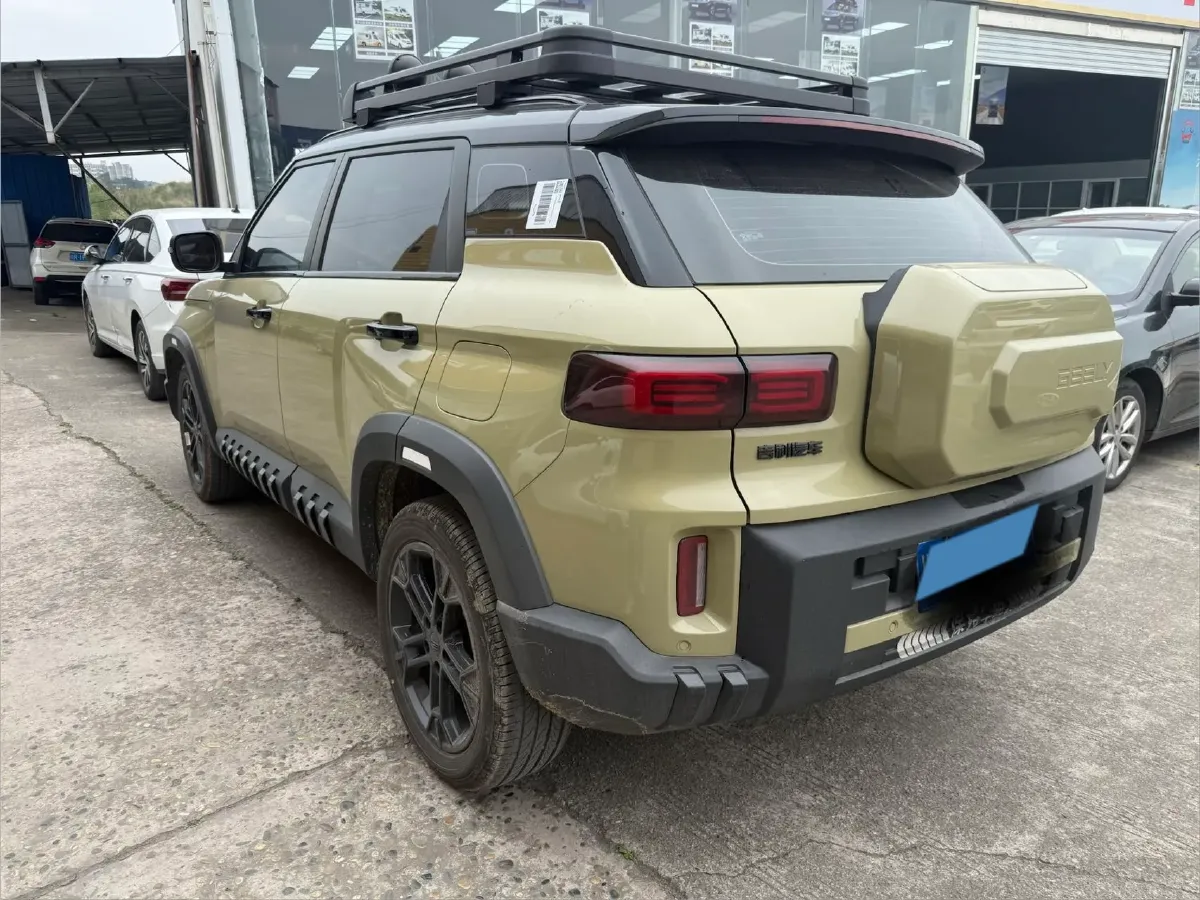 2025 Geely Cowboy 1.5T 181HP L4 7DCT,autocango,china used car exporter,china ev exporter,chinese used car exporter,chinese used ev exporter