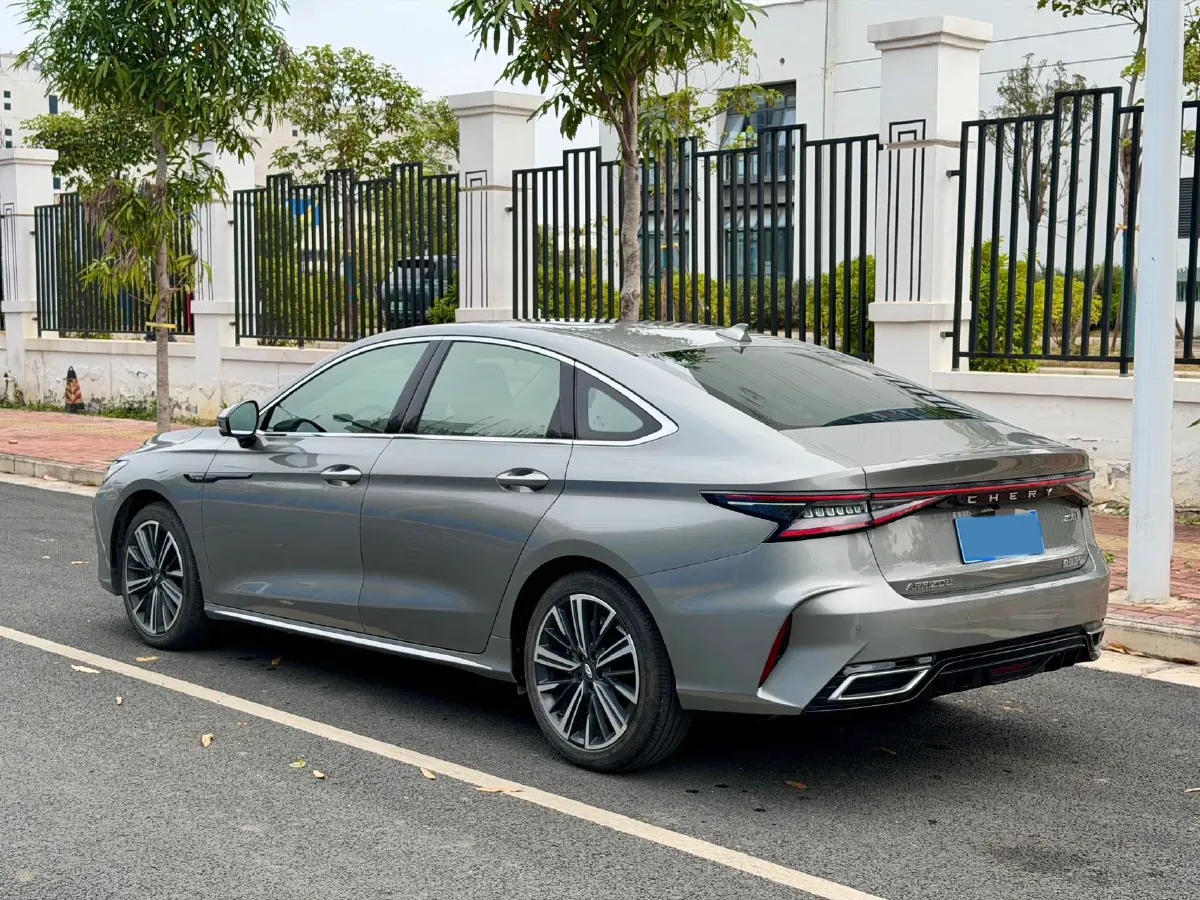 2022 Chery Arrizo 8 1.6T 197HP L4 7DCT,autocango,china used car exporter,china ev exporter,chinese used car exporter,chinese used ev exporter