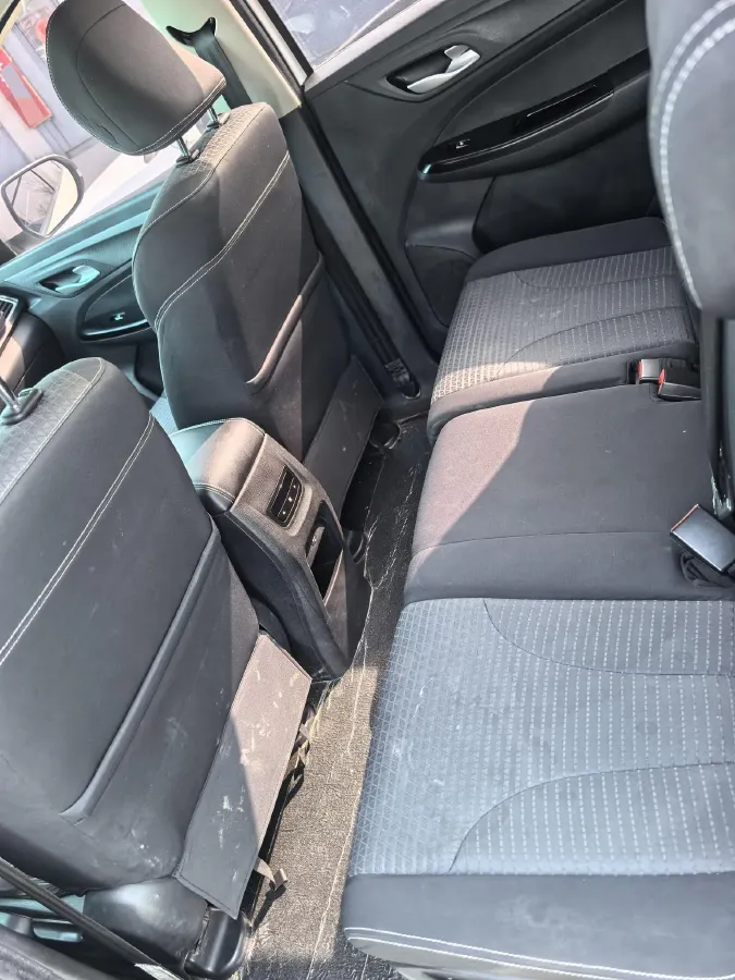 2019 BaoJun 730 1.5T 147HP L4 CVT,autocango,china used car exporter,china ev exporter,chinese used car exporter,chinese used ev exporter