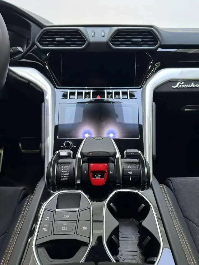 2023 Lamborghini Urus 4.0T 641HP V8 8AT,autocango,china used car exporter,china ev exporter,chinese used car exporter,chinese used ev exporter