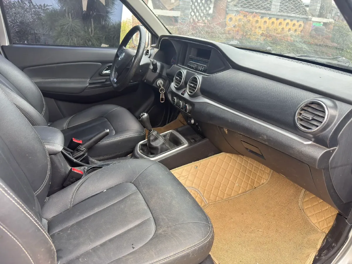 2021 Dongfeng RuiQi 2.4T 165HP L4 5MT,autocango,china used car exporter,china ev exporter,chinese used car exporter,chinese used ev exporter