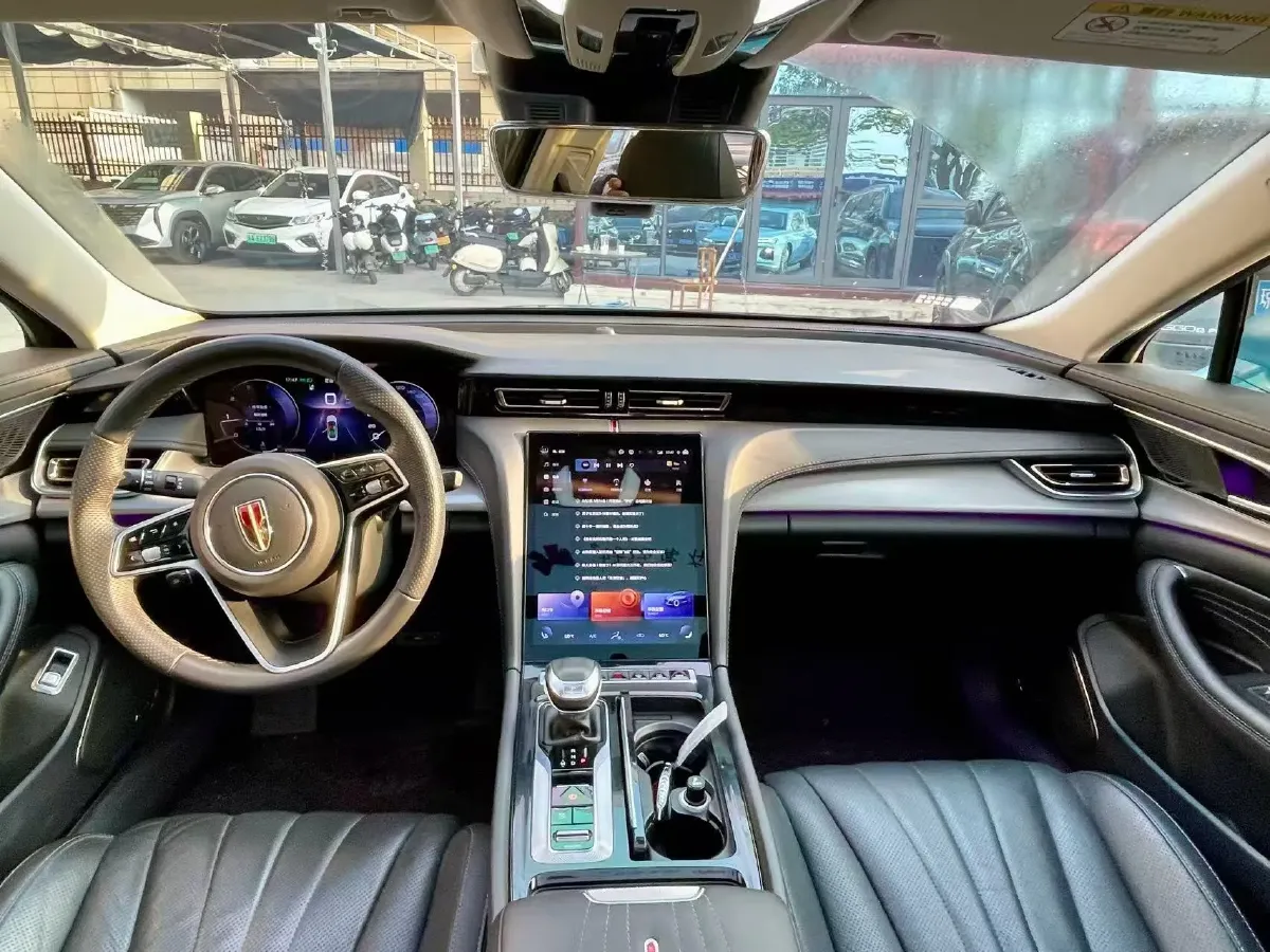 2023 HongQi H5 2.0T 224HP L4 8AT,autocango,china used car exporter,china ev exporter,chinese used car exporter,chinese used ev exporter