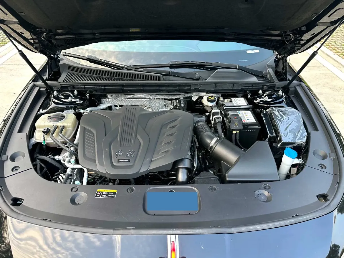 2023 HongQi H5 1.5T 169HP L4 7DCT,autocango,china used car exporter,china ev exporter,chinese used car exporter,chinese used ev exporter