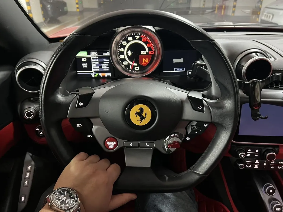 2018 Ferrari Portofino 3.9T 600HP V8 7DCT,autocango,china used car exporter,china ev exporter,chinese used car exporter,chinese used ev exporter