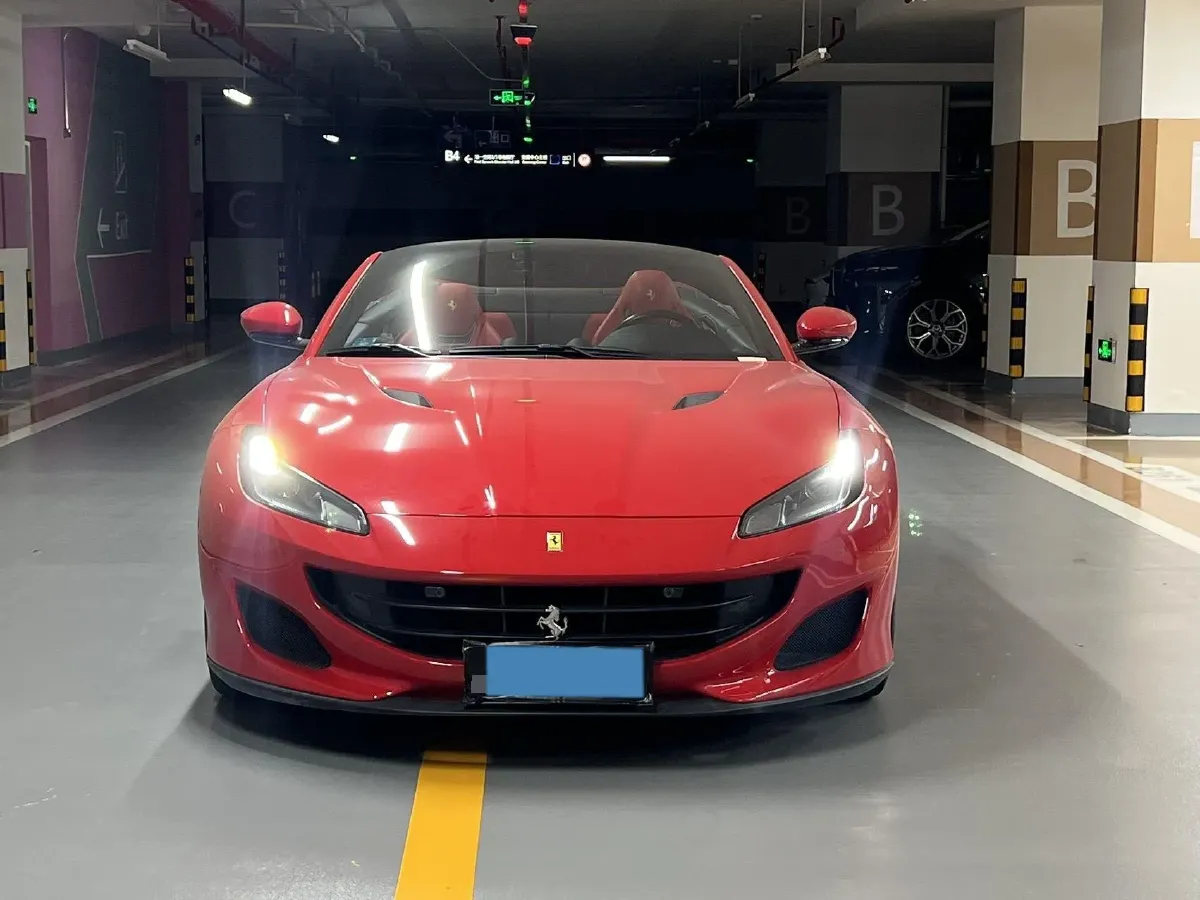 2018 Ferrari Portofino 3.9T 600HP V8 7DCT,autocango,china used car exporter,china ev exporter,chinese used car exporter,chinese used ev exporter
