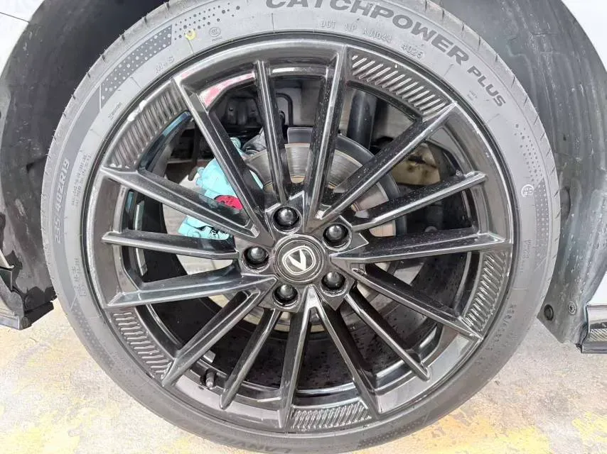 2022 ChangAn UNI-V 1.5T 188HP L4 7DCT,autocango,china used car exporter,china ev exporter,chinese used car exporter,chinese used ev exporter