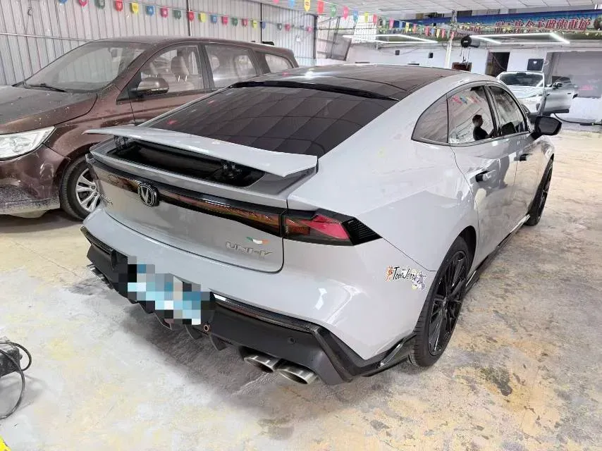 2022 ChangAn UNI-V 1.5T 188HP L4 7DCT,autocango,china used car exporter,china ev exporter,chinese used car exporter,chinese used ev exporter