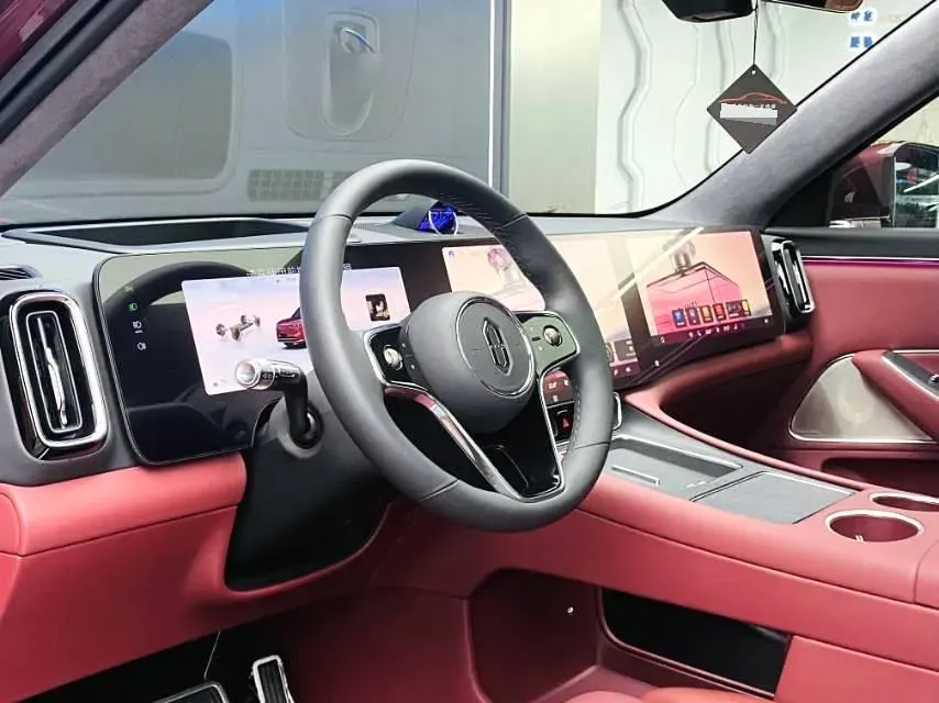 2025 AITO AITO M8 REEV 160HP REEV 53.4KWH,autocango,china used car exporter,china ev exporter,chinese used car exporter,chinese used ev exporter