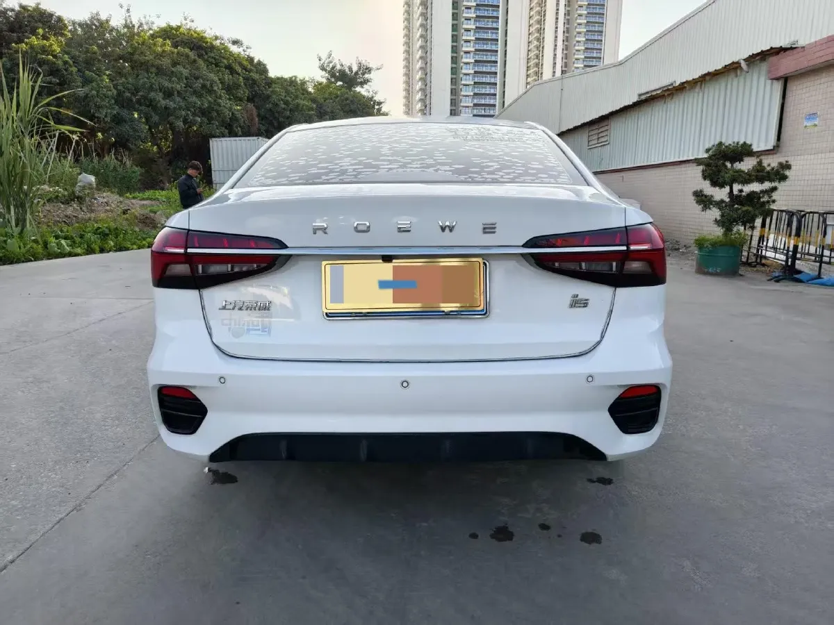 2021 Roewe i5 1.5L 120HP L4 CVT,autocango,china used car exporter,china ev exporter,chinese used car exporter,chinese used ev exporter