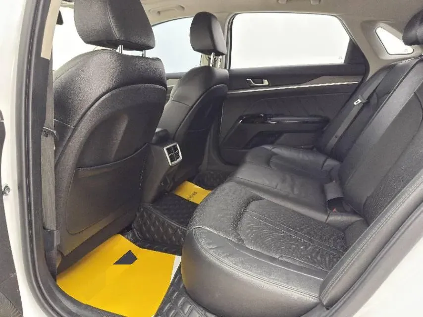 2020 Kia K5 2.0T 240HP L4 8AT,autocango,china used car exporter,china ev exporter,chinese used car exporter,chinese used ev exporter