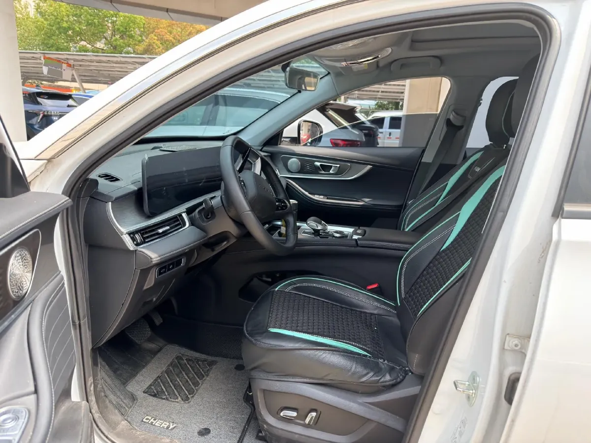 2022 Chery Tiggo 8 PRO 1.6T 197HP L4 7DCT,autocango,china used car exporter,china ev exporter,chinese used car exporter,chinese used ev exporter