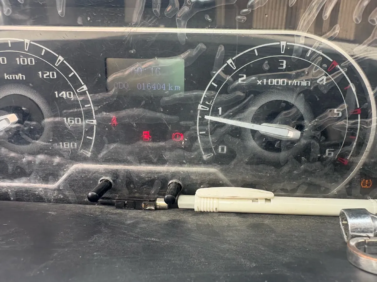 2021 MAXUS XinTu V80 2.0T 139HP L4 6MT,autocango,china used car exporter,china ev exporter,chinese used car exporter,chinese used ev exporter