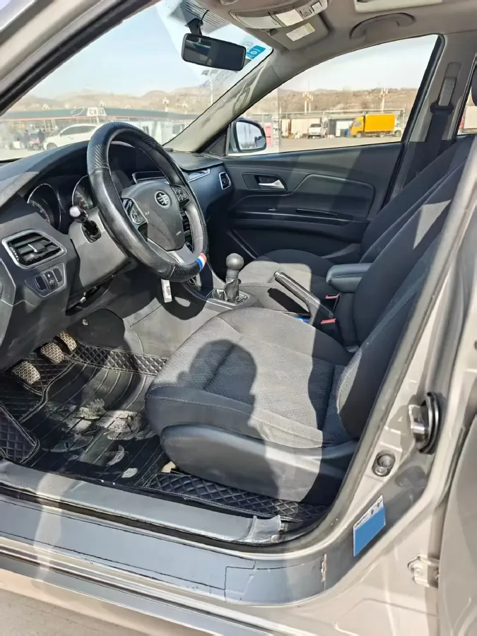 2016 FAW Jumpal A70 1.6L 113HP L4 5MT,autocango,china used car exporter,china ev exporter,chinese used car exporter,chinese used ev exporter