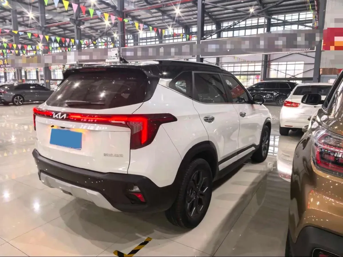 2023 Kia Seltos 1.5L 115HP L4 CVT,autocango,china used car exporter,china ev exporter,chinese used car exporter,chinese used ev exporter