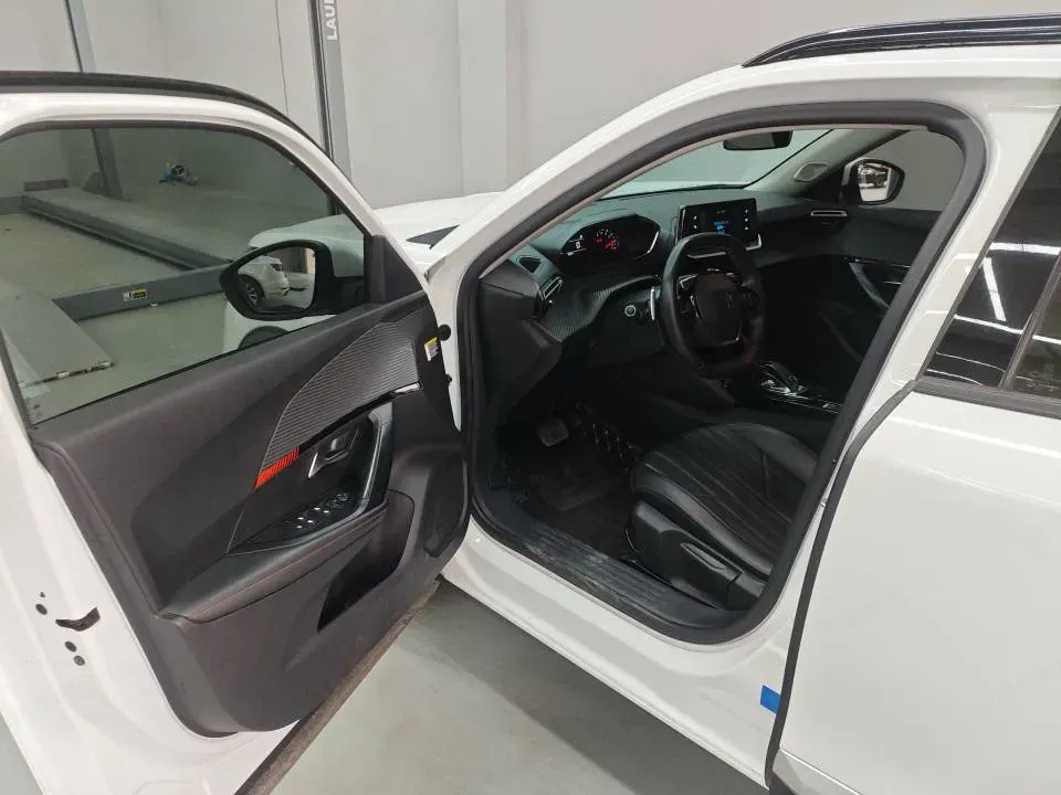 2020 Peugeot 2008 1.2T 136HP L3 6DCT,autocango,china used car exporter,china ev exporter,chinese used car exporter,chinese used ev exporter