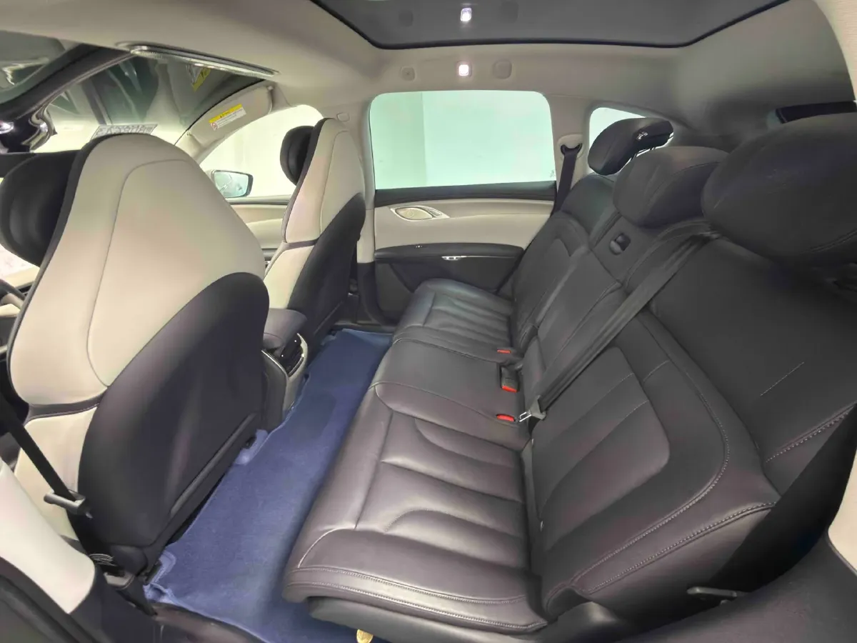 2023 IM LS7 BEV 77KWH,autocango,china used car exporter,china ev exporter,chinese used car exporter,chinese used ev exporter