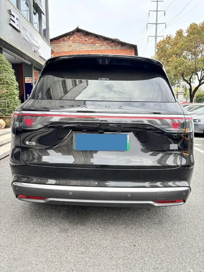 2025 AITO AITO M8 REEV 160HP REEV 53.4KWH,autocango,china used car exporter,china ev exporter,chinese used car exporter,chinese used ev exporter