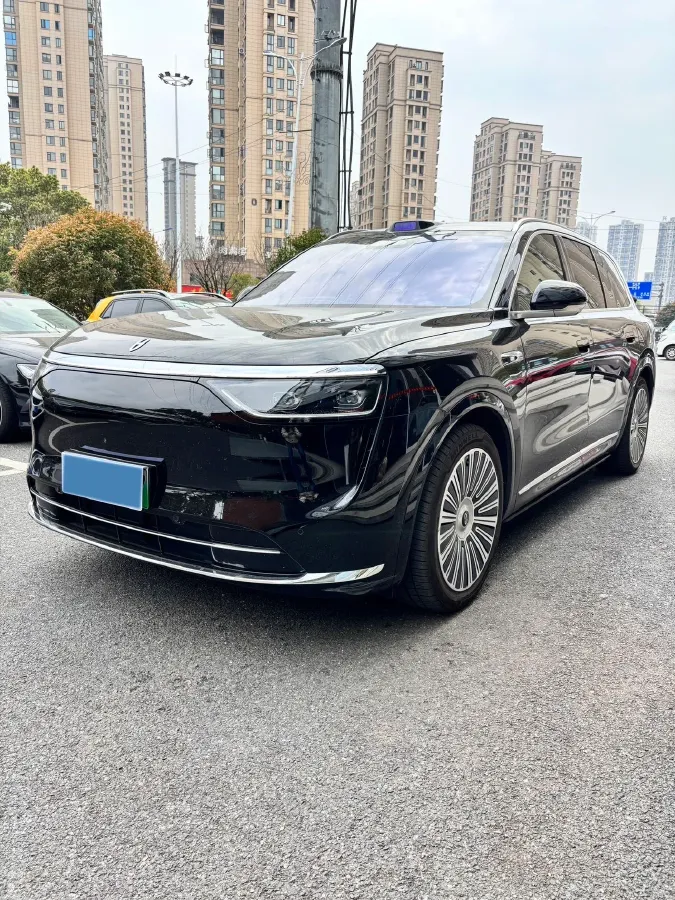 2025 AITO AITO M8 REEV 160HP REEV 53.4KWH,autocango,china used car exporter,china ev exporter,chinese used car exporter,chinese used ev exporter