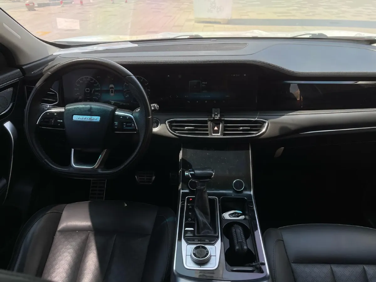 2020 Jetour X90 1.6T 197HP L4 7DCT,autocango,china used car exporter,china ev exporter,chinese used car exporter,chinese used ev exporter