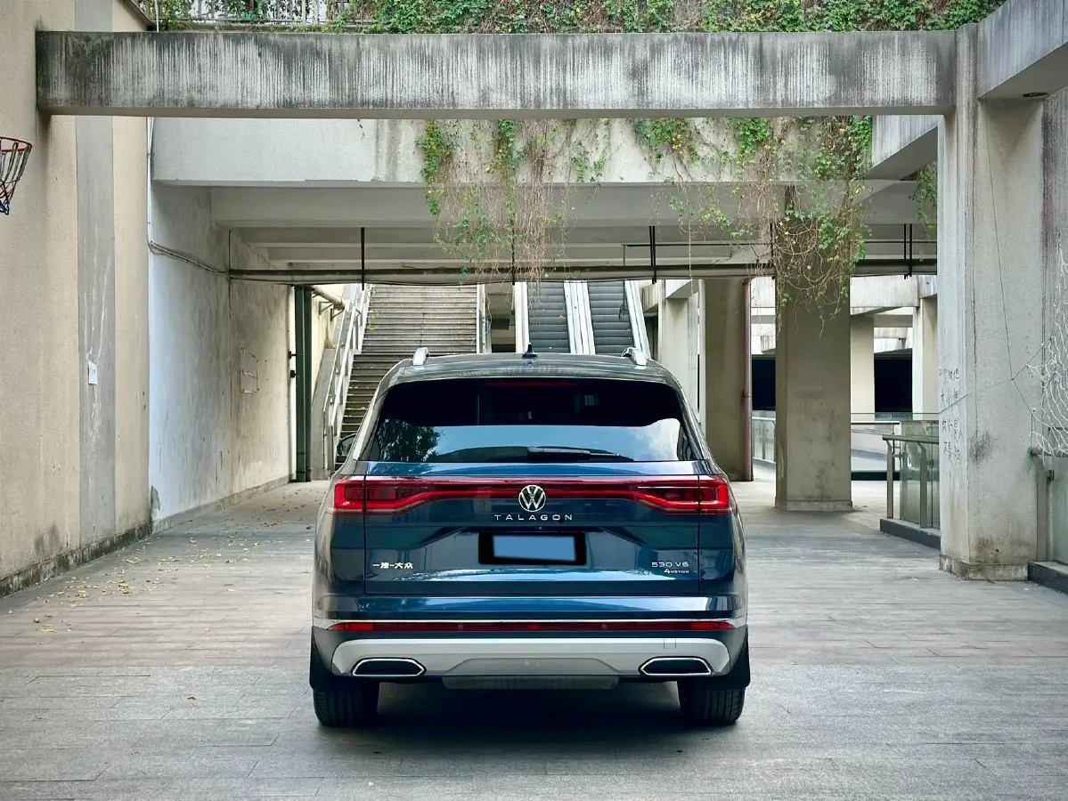 2021 Volkswagen Talagon 2.5T 299HP V6 7DCT,autocango,china used car exporter,china ev exporter,chinese used car exporter,chinese used ev exporter