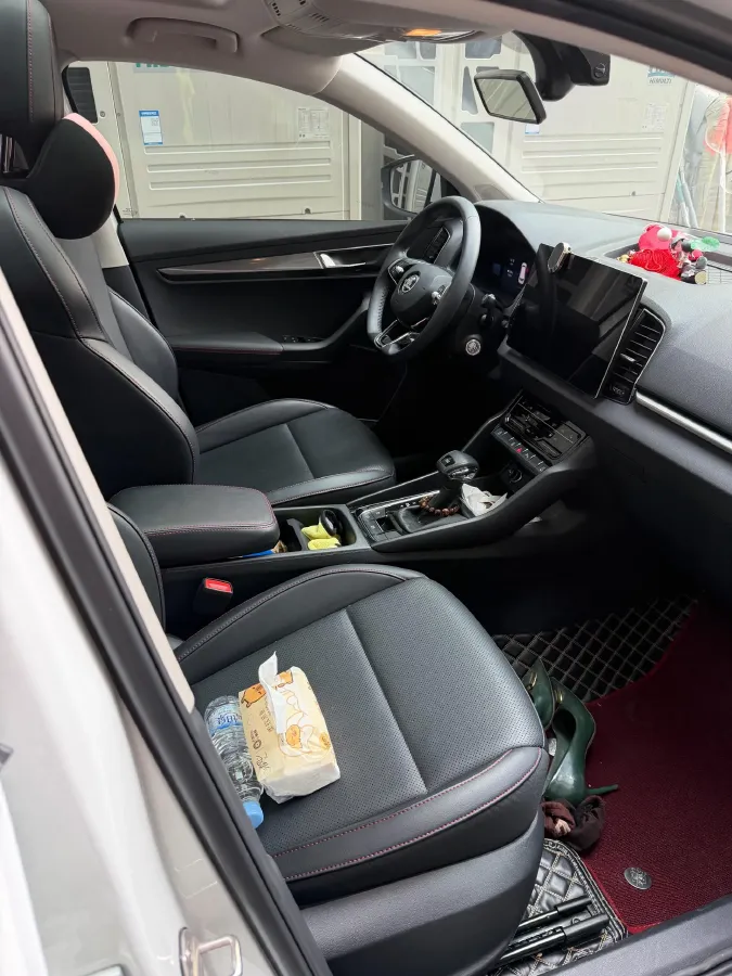 2023 Skoda Karoq 1.4T 150HP L4 7DCT,autocango,china used car exporter,china ev exporter,chinese used car exporter,chinese used ev exporter