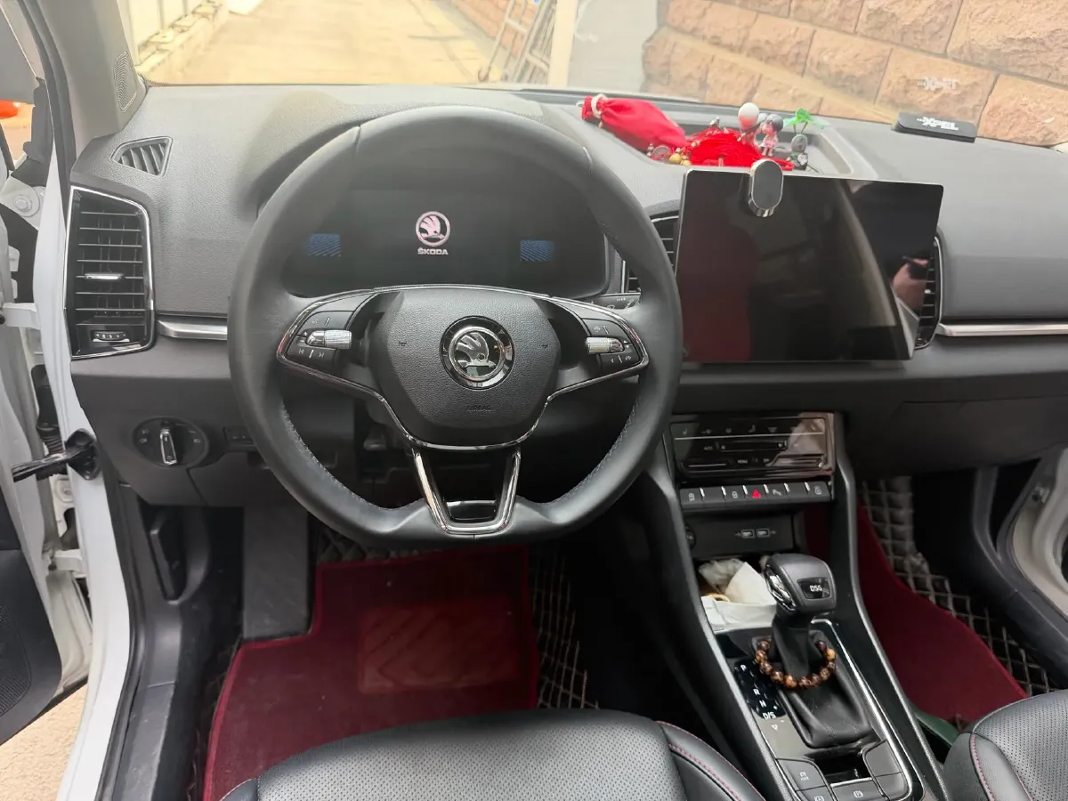 2023 Skoda Karoq 1.4T 150HP L4 7DCT,autocango,china used car exporter,china ev exporter,chinese used car exporter,chinese used ev exporter