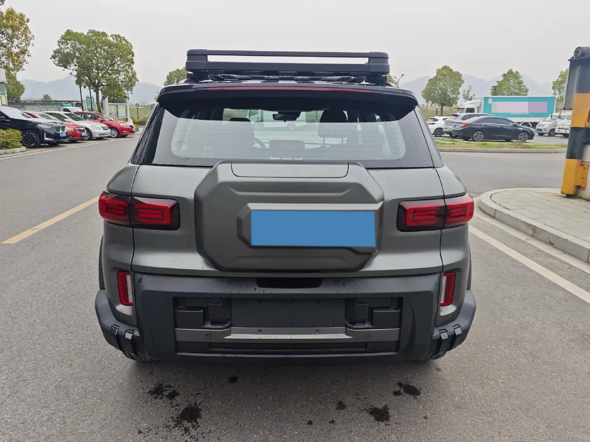 2025 Geely Cowboy 1.5T 181HP L4 7DCT,autocango,china used car exporter,china ev exporter,chinese used car exporter,chinese used ev exporter