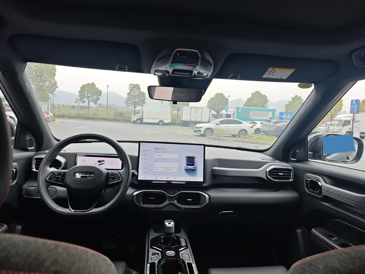 2025 Geely Cowboy 1.5T 181HP L4 7DCT,autocango,china used car exporter,china ev exporter,chinese used car exporter,chinese used ev exporter