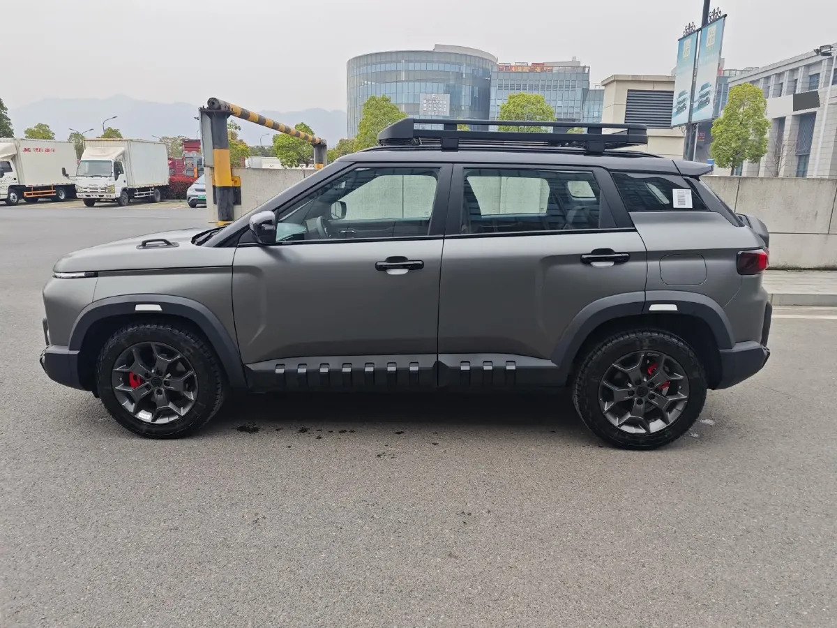 2025 Geely Cowboy 1.5T 181HP L4 7DCT,autocango,china used car exporter,china ev exporter,chinese used car exporter,chinese used ev exporter