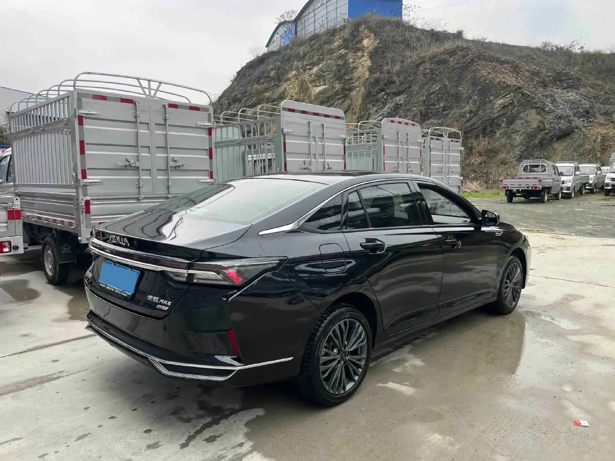 2023 DongFeng Aeolus YiXuan MAX 1.5T 190HP L4 7DCT,autocango,china used car exporter,china ev exporter,chinese used car exporter,chinese used ev exporter