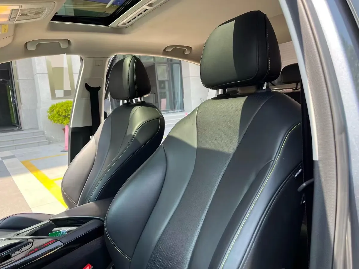 2021 Roewe i5 1.5L 120HP L4 CVT,autocango,china used car exporter,china ev exporter,chinese used car exporter,chinese used ev exporter