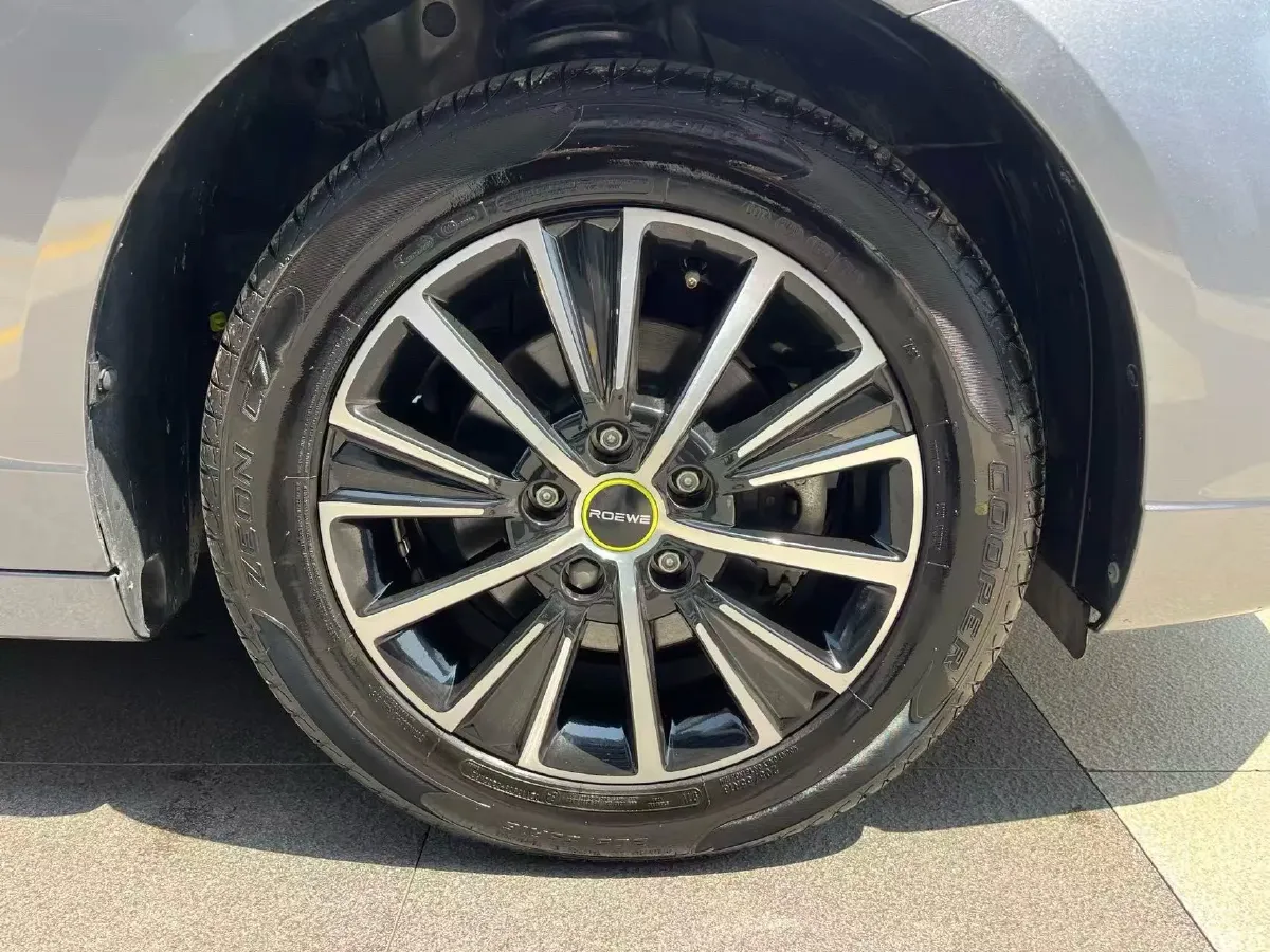 2021 Roewe i5 1.5L 120HP L4 CVT,autocango,china used car exporter,china ev exporter,chinese used car exporter,chinese used ev exporter