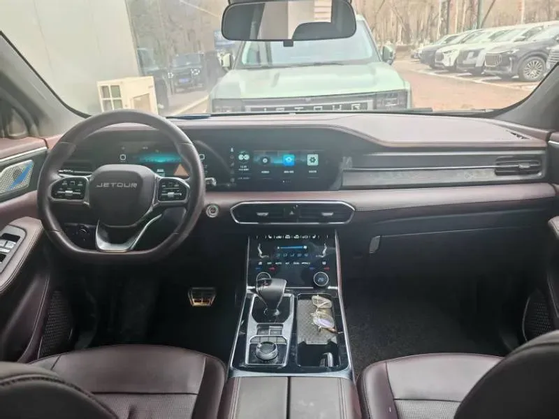 2022 Jetour X90 2.0T 254HP L4 7DCT,autocango,china used car exporter,china ev exporter,chinese used car exporter,chinese used ev exporter