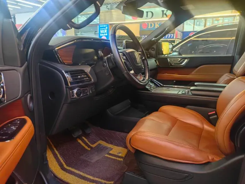 2020 Lincoln Navigator 3.5T 388HP V6 10AT,autocango,china used car exporter,china ev exporter,chinese used car exporter,chinese used ev exporter