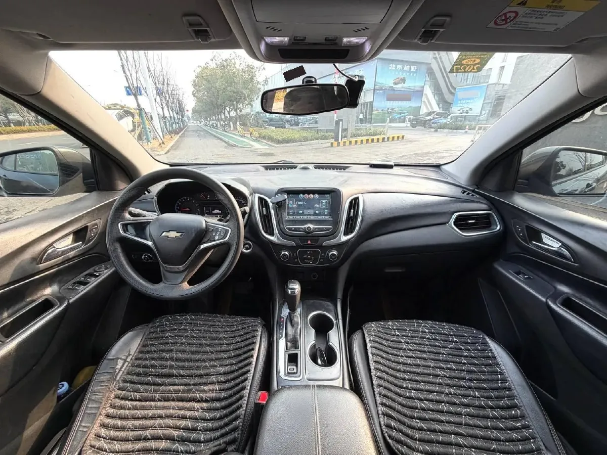 2019 Chevrolet Equinox 1.5T 180HP L4 6AT,autocango,china used car exporter,china ev exporter,chinese used car exporter,chinese used ev exporter