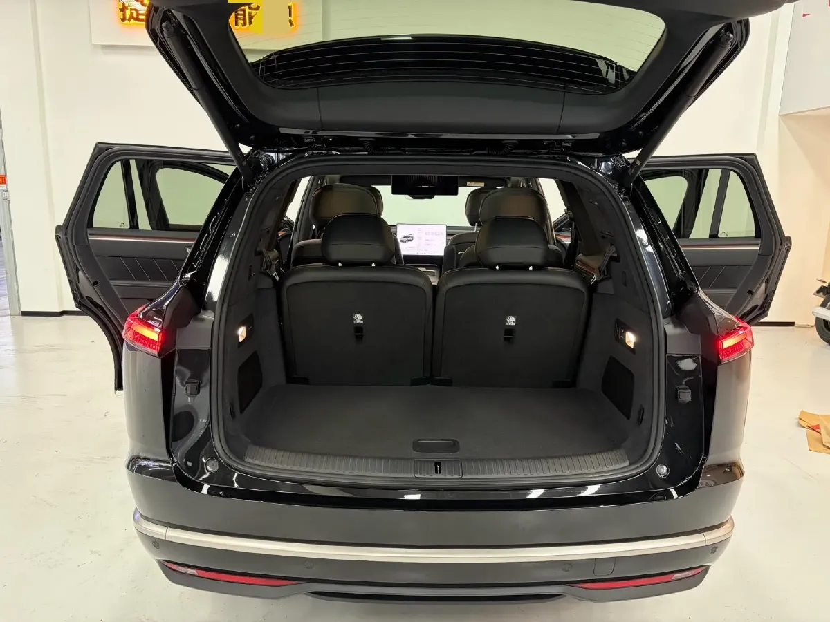 2025 ONVO L90 BEV,autocango,china used car exporter,china ev exporter,chinese used car exporter,chinese used ev exporter