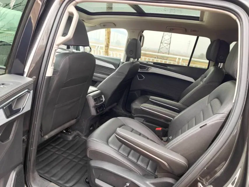 2021 Volkswagen Talagon 2.0T 220HP L4 7DCT,autocango,china used car exporter,china ev exporter,chinese used car exporter,chinese used ev exporter